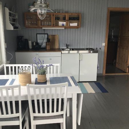 Apartamento Laukvika Rorbuer Exterior foto